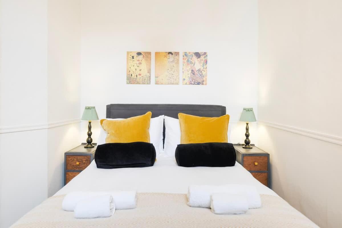 Spacious And Quiet Ground Floor Flat Бристол Екстериор снимка
